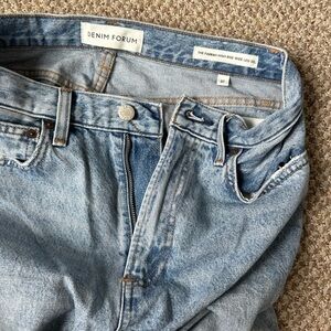 Aritzia Denim Forum Farrah High rise, wide leg jeans size 28 32L